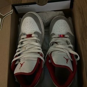 Air Jordan 1 (gs) size 6youth